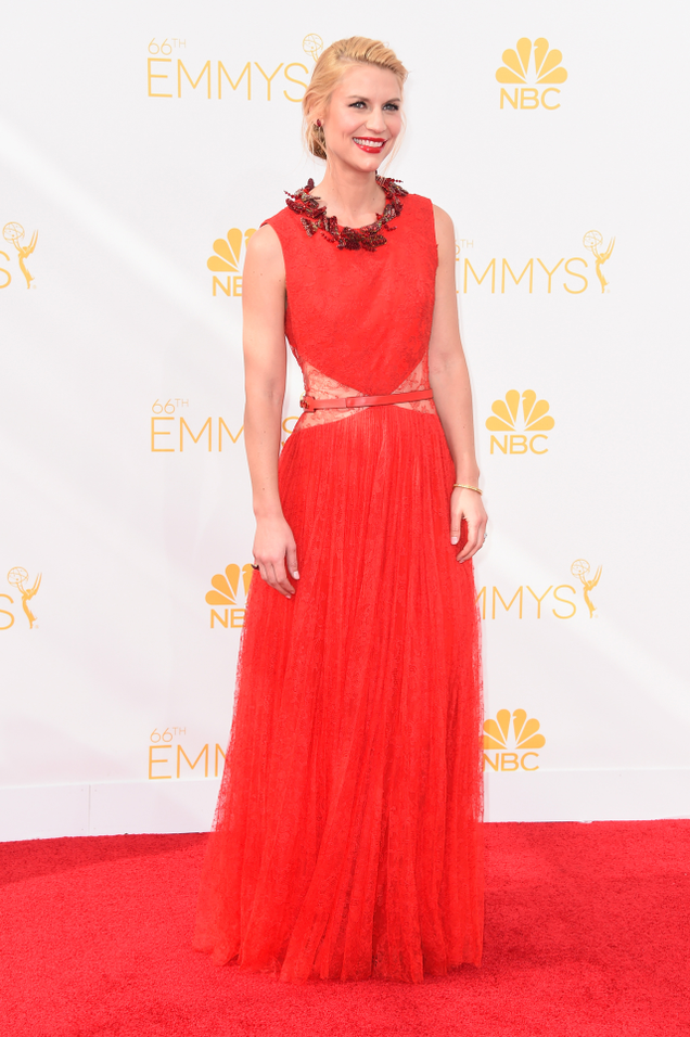 Illustration for article titled The Best And Worst Dressed Of The Emmys In Terms Of Fire Safety